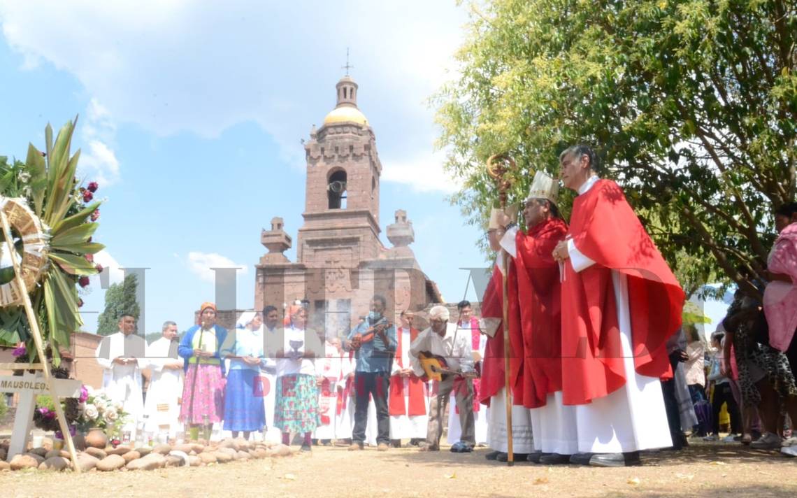 Ofician Misa En Memoria De Los Sacerdotes Jesuitas Asesinados En Cerocahui El Heraldo De